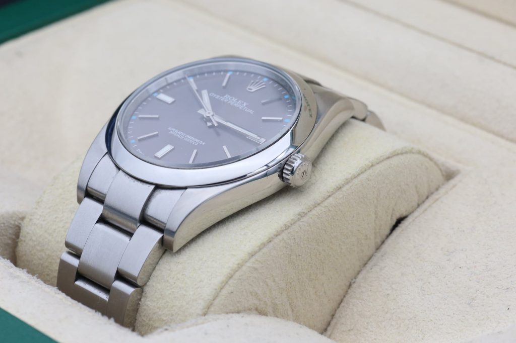Rolex 114300 Rhodium OYSTER PERPETUAL  39mm 2018