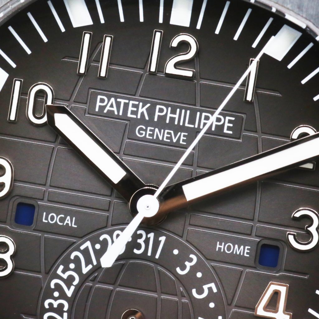 Patek Philippe 5164A-001 Black AQUANAUT 40mm 2015