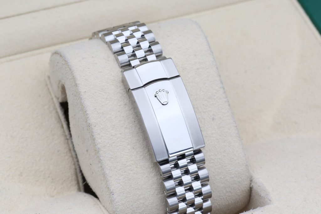 Rolex 126300 Black DATEJUST 41 41mm 2019