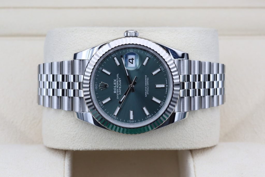 Rolex 126334 Mint Green DATEJUST  41mm 2023
