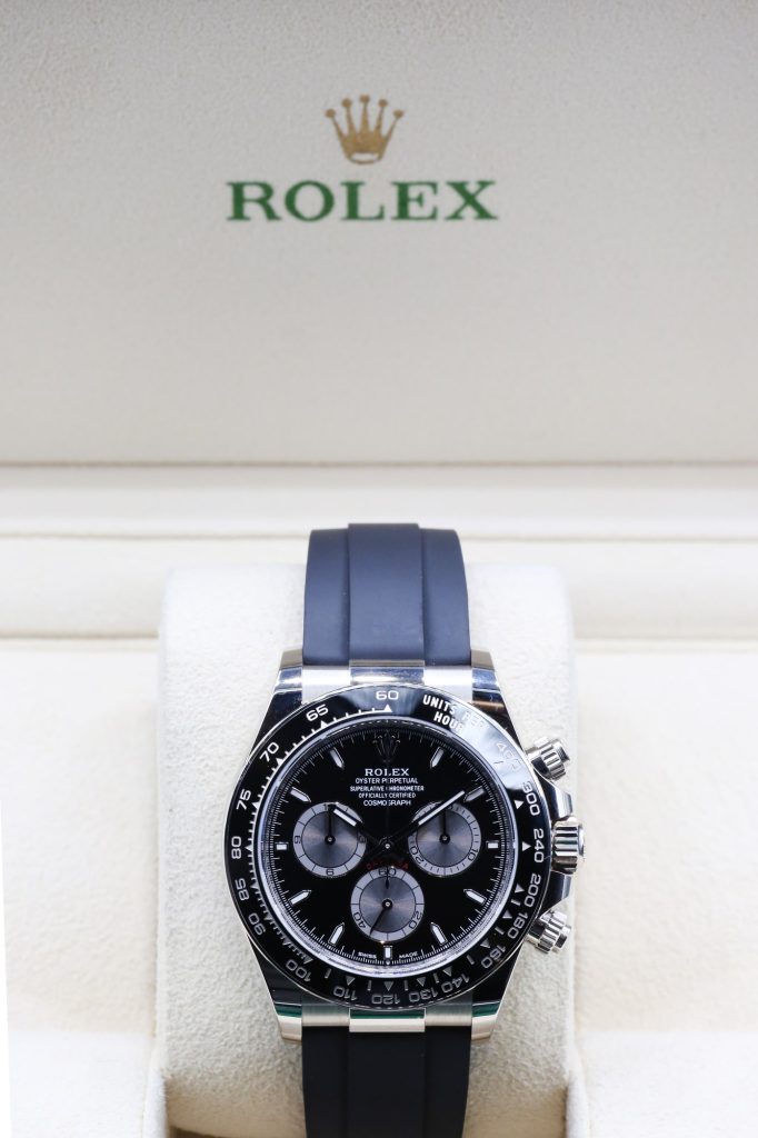 Rolex 126519LN Black / Silver Sub Dials DAYTONA  40mm 2023