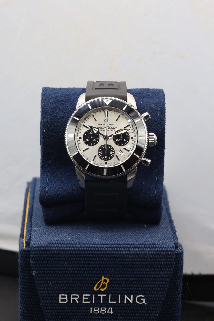 Breitling ABO162121G1S1 Silver SUPER OCEAN 44mm 2023
