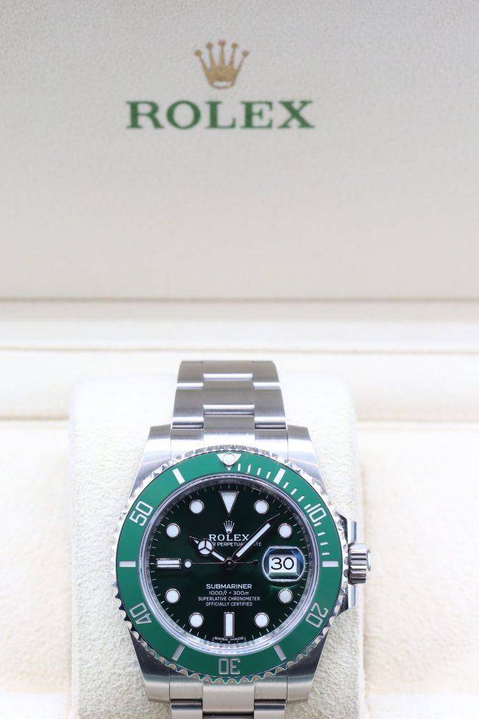 Rolex 116610LV Green SUBMARINER  40mm 2016 hulk