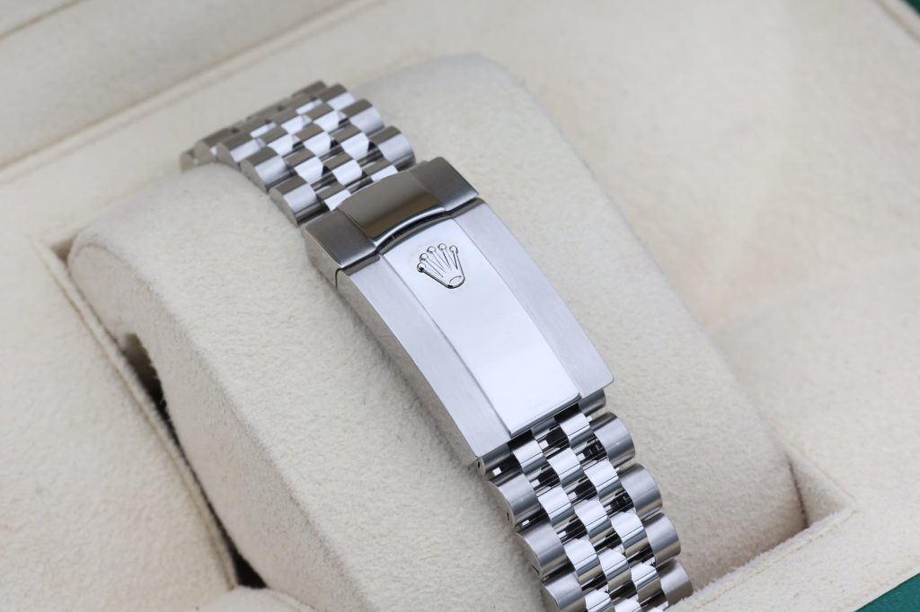 Rolex 126334 Silver Index DATEJUST  41mm 2024