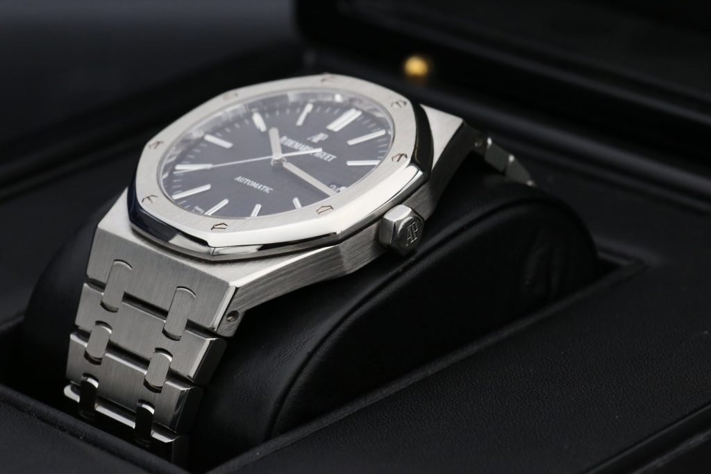 Audemars Piguet 15400ST.OO.1220ST.01 Black ROYAL OAK  41mm