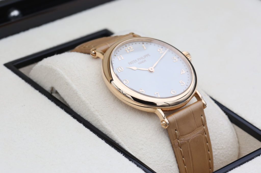Patek Philippe 7200R-001 White CALATRAVA 34.6mm 2023