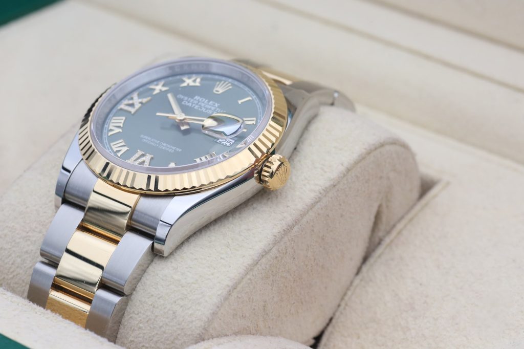 Rolex 126233 Green Roman DATEJUST  36mm 2023 Diamond 6 & 9