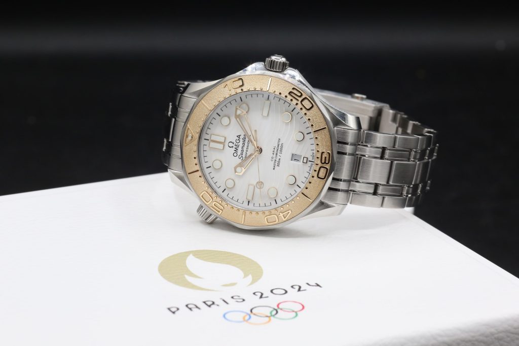 Omega 52221422004001 White SEA MASTER  40mm 2024
