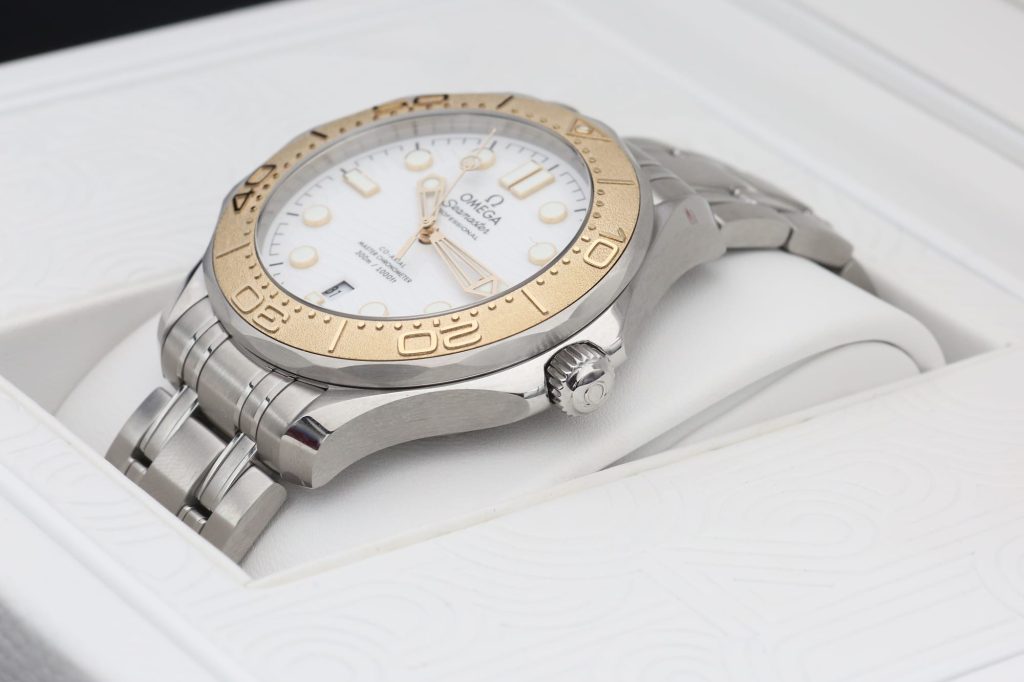 Omega 52221422004001 White SEA MASTER  40mm 2024