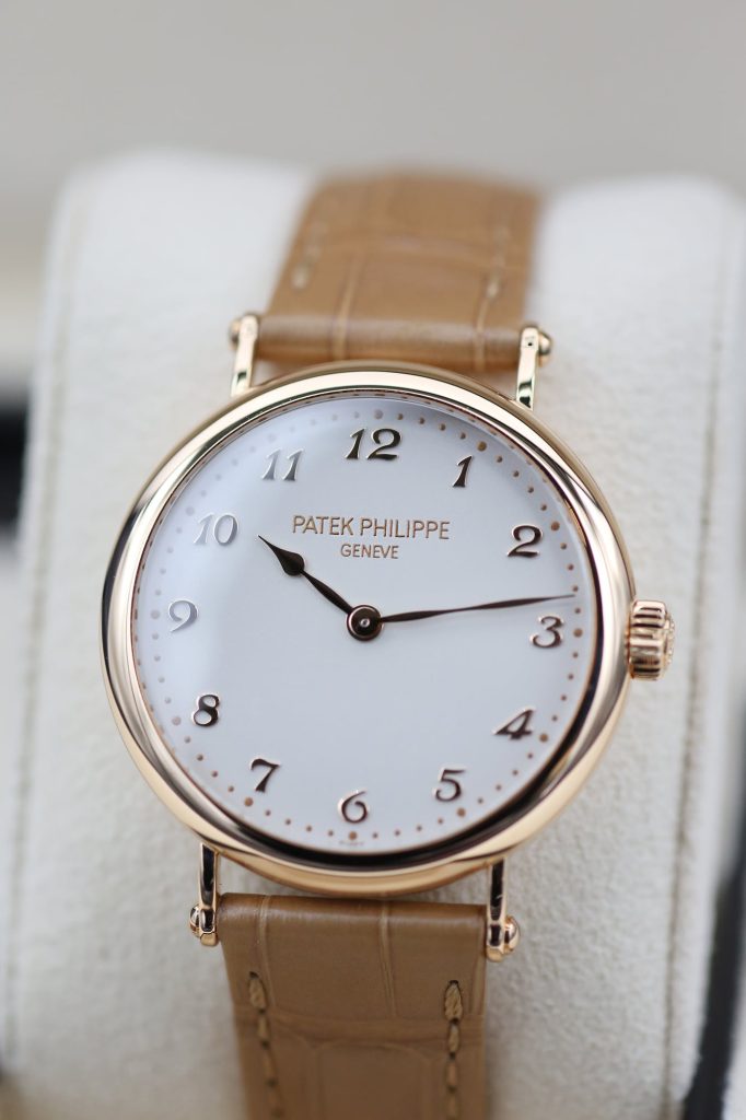 Patek Philippe 7200R-001 White CALATRAVA 34.6mm 2023