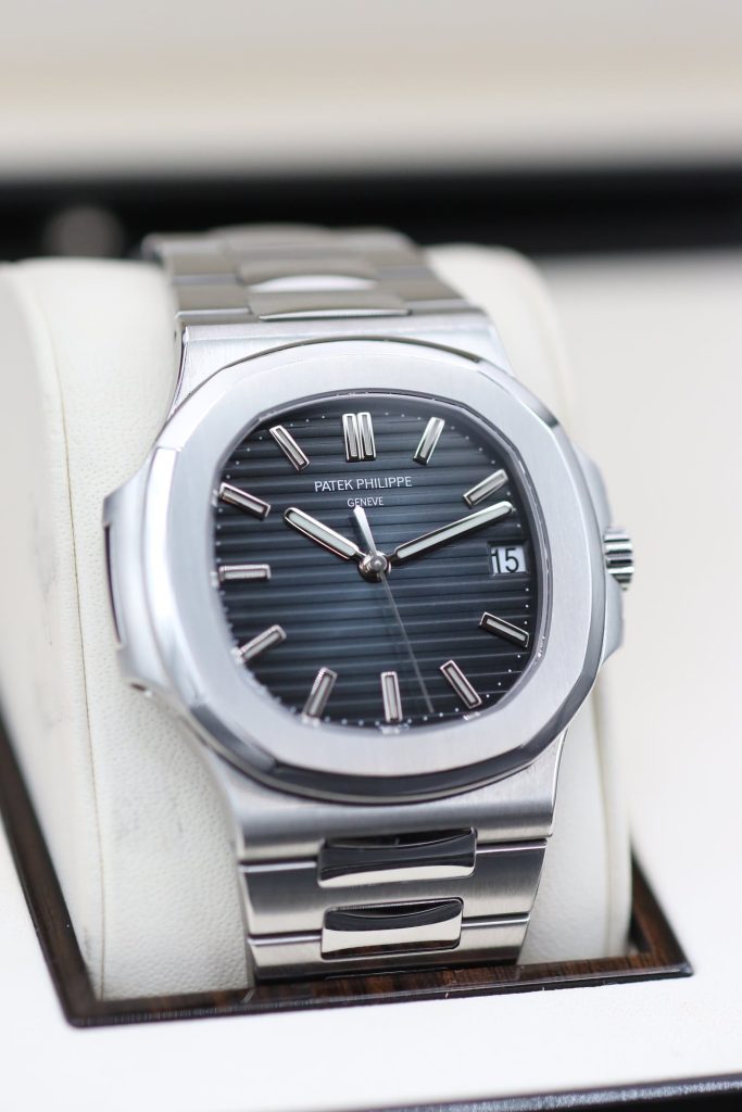 Patek Philippe 5711/1A-010 Blue NAULITUS 40mm 2013