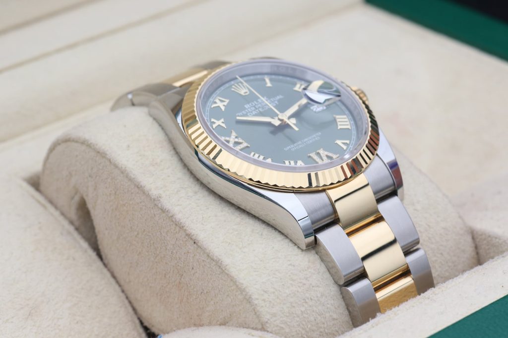 Rolex 126233 Green Roman DATEJUST  36mm 2023 Diamond 6 & 9