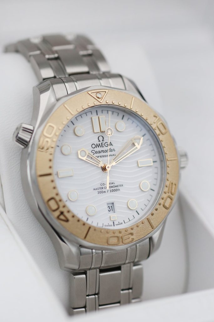 Omega 52221422004001 White SEA MASTER  40mm 2024