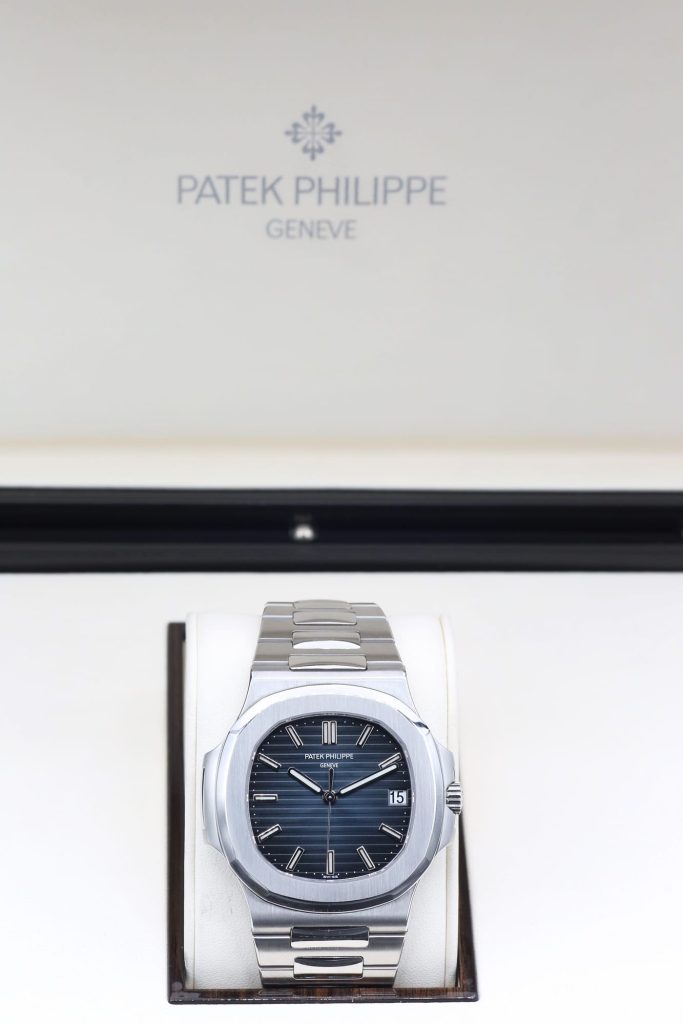 Patek Philippe 5711/1A-010 Blue NAULITUS 40mm 2013
