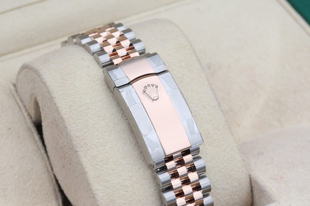 Rolex Datejust Rhodium Diamond 6 & 9 126231 36mm 2024
