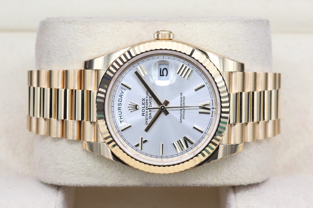 Rolex Day-Date Sundust Roman 228238 40mm 2023