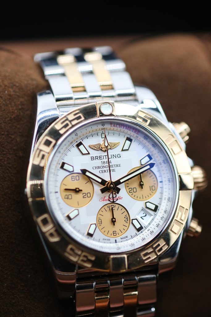 Breitling CB014012/G713 White Chronograph CHRONOMAT 41mm