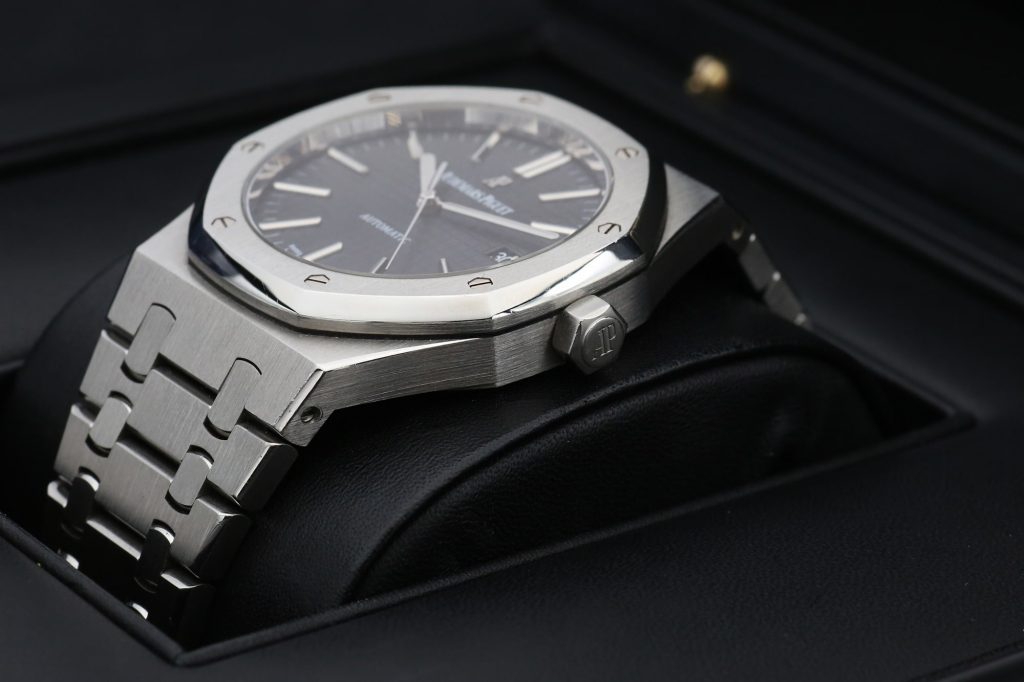 Audemars Piguet 15400ST.OO.1220ST Black ROYAL OAK  41mm 2012