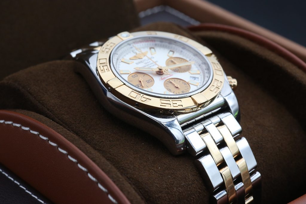 Breitling CB014012/G713 White Chronograph CHRONOMAT 41mm