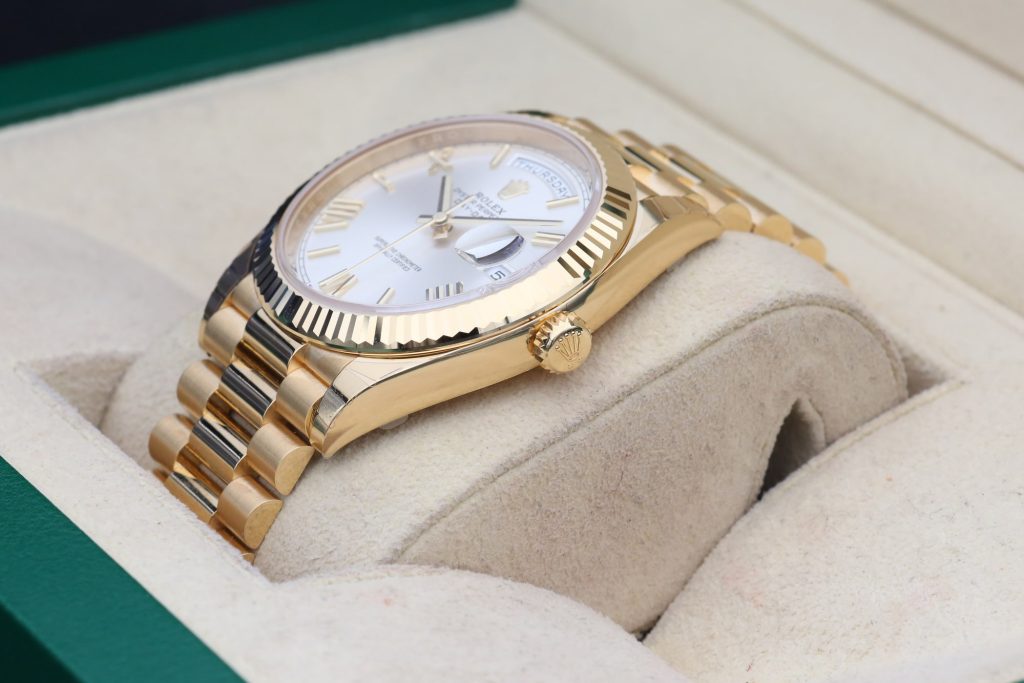 Rolex Day-Date Sundust Roman 228238 40mm 2023