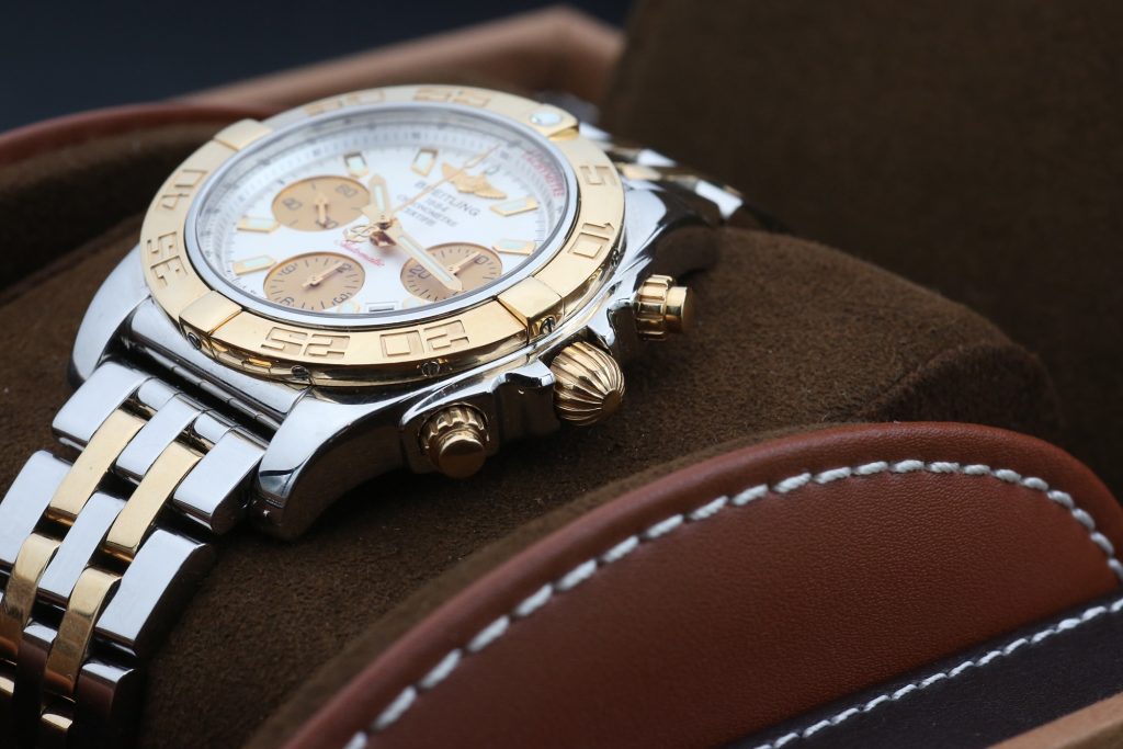 Breitling CB014012/G713 White Chronograph CHRONOMAT 41mm