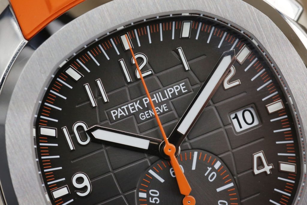 Patek Philippe 5968A-001 Grey AQUANAUT  42mm 2018