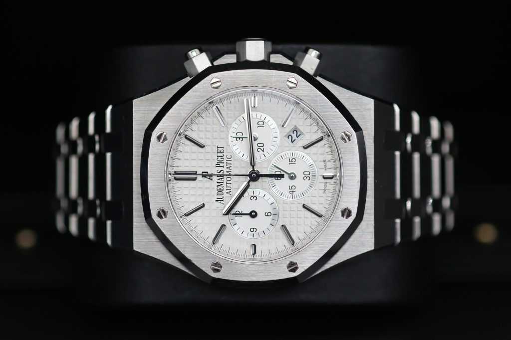 Audemars Piguet 26320ST.00.1220.ST.02 White ROYAL OAK  41mm 2013