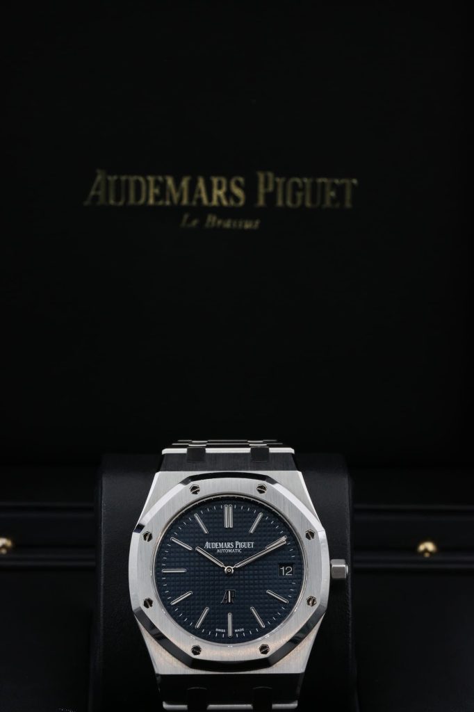 Audemars Piguet 15202ST.OO.1240ST.01.A Blue ROYAL OAK  39mm 2017 Ultra Thin Jumbo