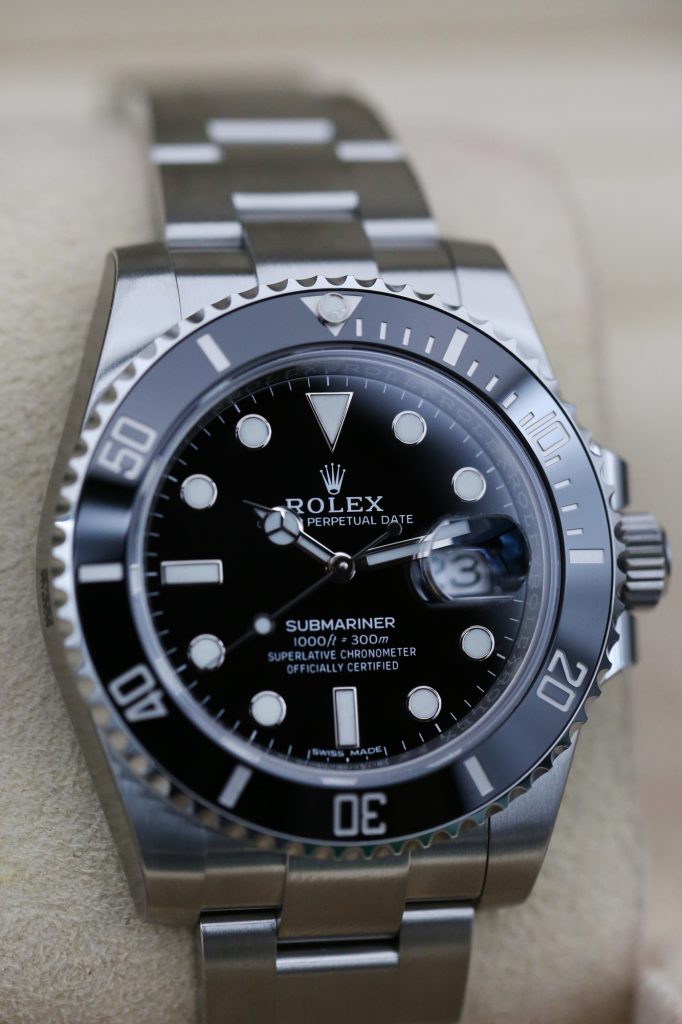 Rolex 116610LN Black SUBMARINER 40mm 2018 "full Stickers"