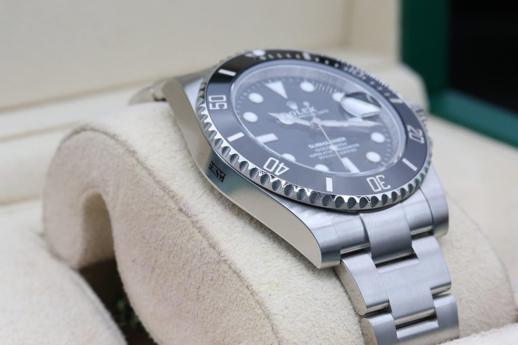 Rolex 116610LN Black SUBMARINER 40mm 2018 "full Stickers"