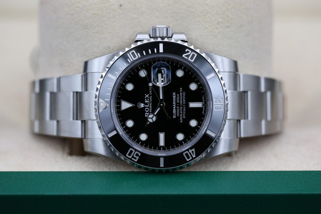 Rolex 116610LN Black SUBMARINER 40mm 2018 "full Stickers"
