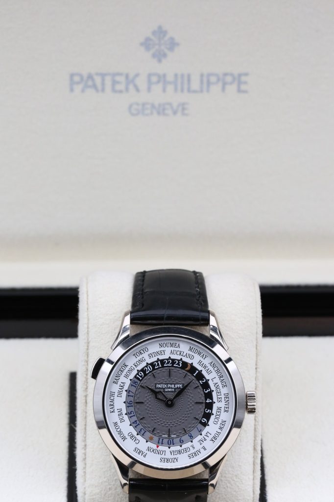 Patek Philippe 5230G-001 White And Grey WORLD TIME  39mm 2021