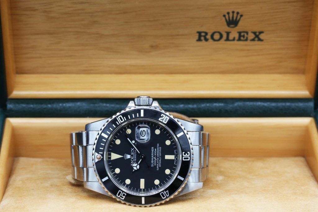 Rolex 16800 Black SUBMARINER 40mm 1984