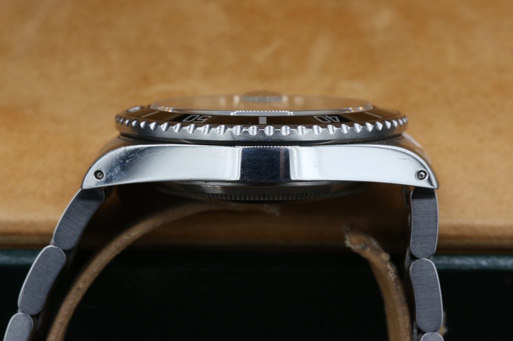Rolex 16800 Black SUBMARINER 40mm 1984
