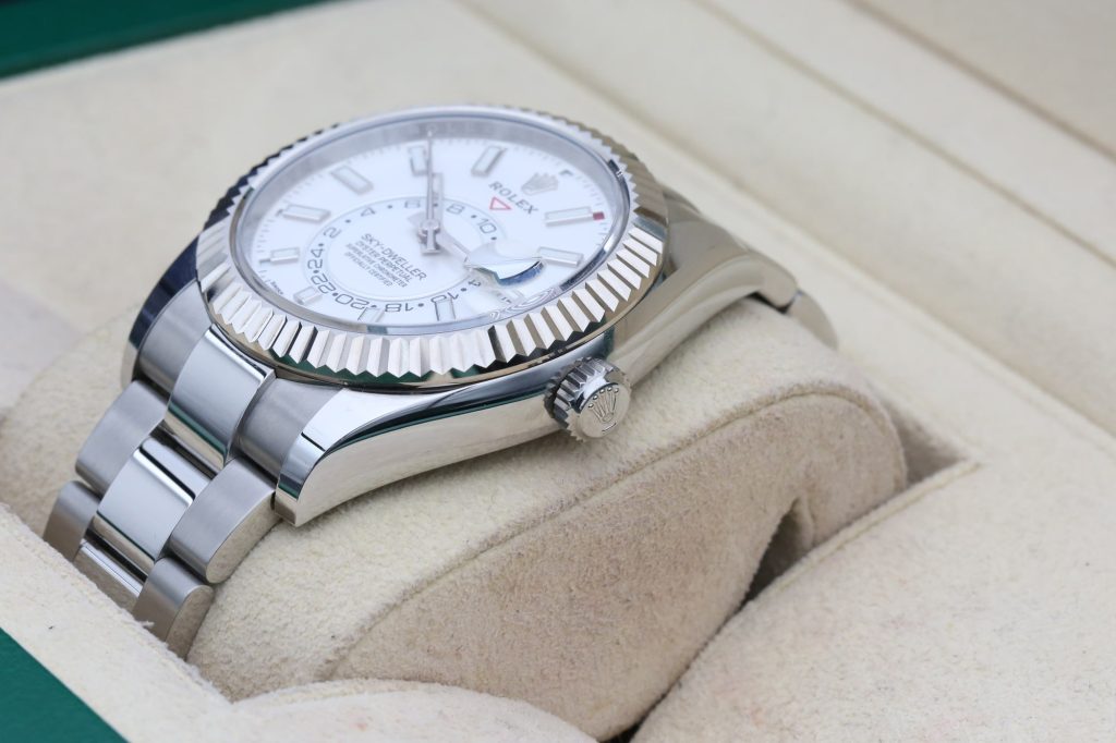 Rolex 326934 White SKYDWELLER  42mm 2023