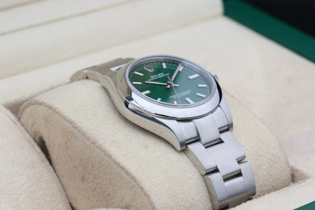 Rolex 124300 Green OYSTER PERPETUAL 41mm 2024
