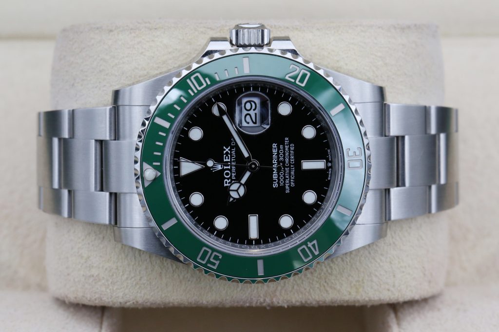 Rolex Submariner Black 126610LV 41mm 2021