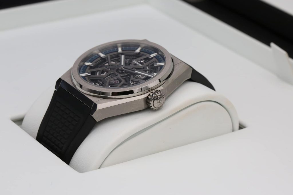 ZENITH 95.9000.670/78.R782 Skeleton DEFY CLASSIC  40mm 2019
