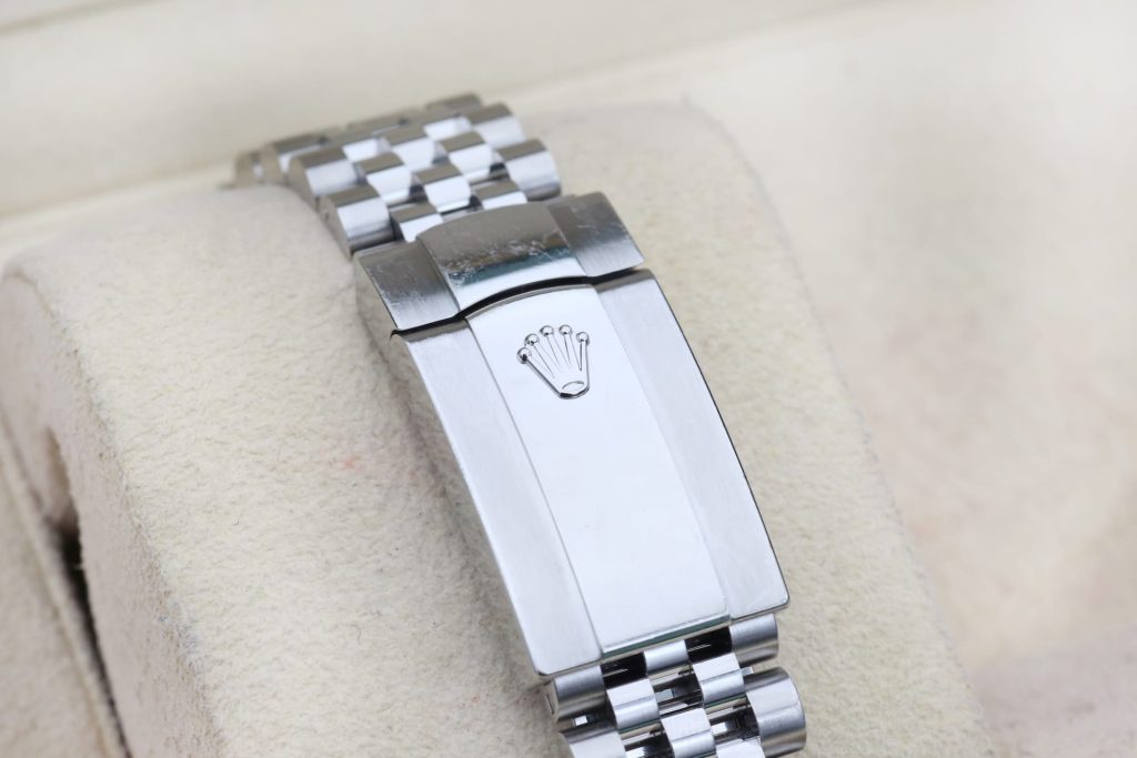 Rolex 126234 Silver DATEJUST 36mm 2023