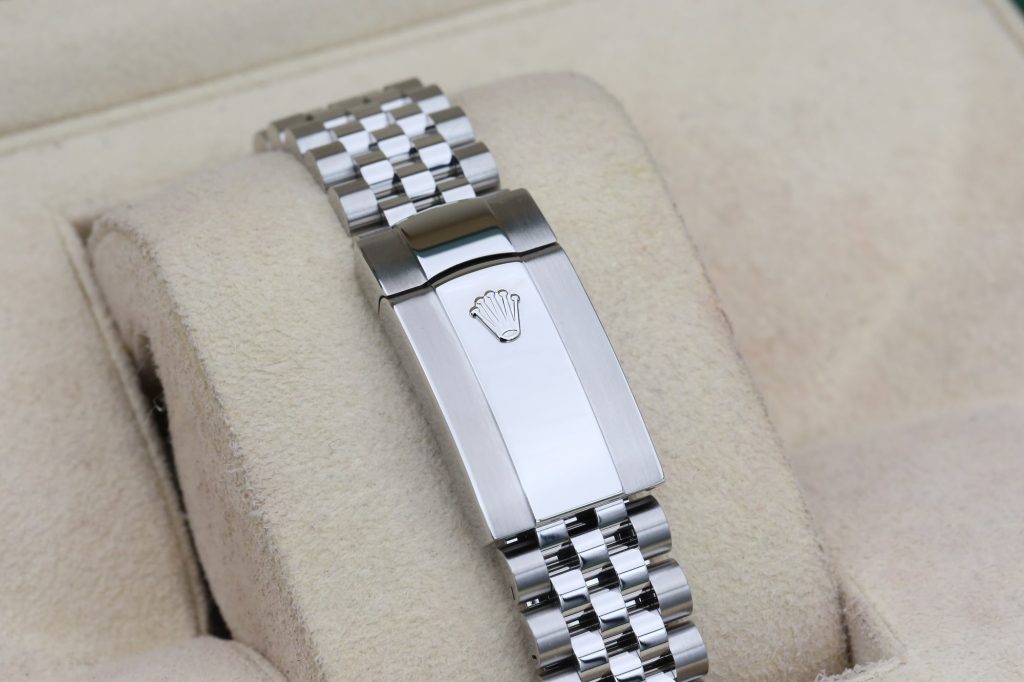 Rolex 126334 Black DATJUST  41mm 2024