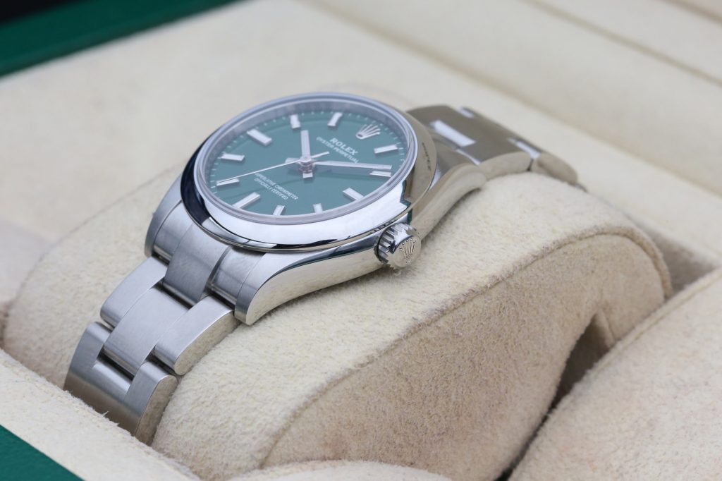 Rolex 124300 Green OYSTER PERPETUAL 41mm 2024