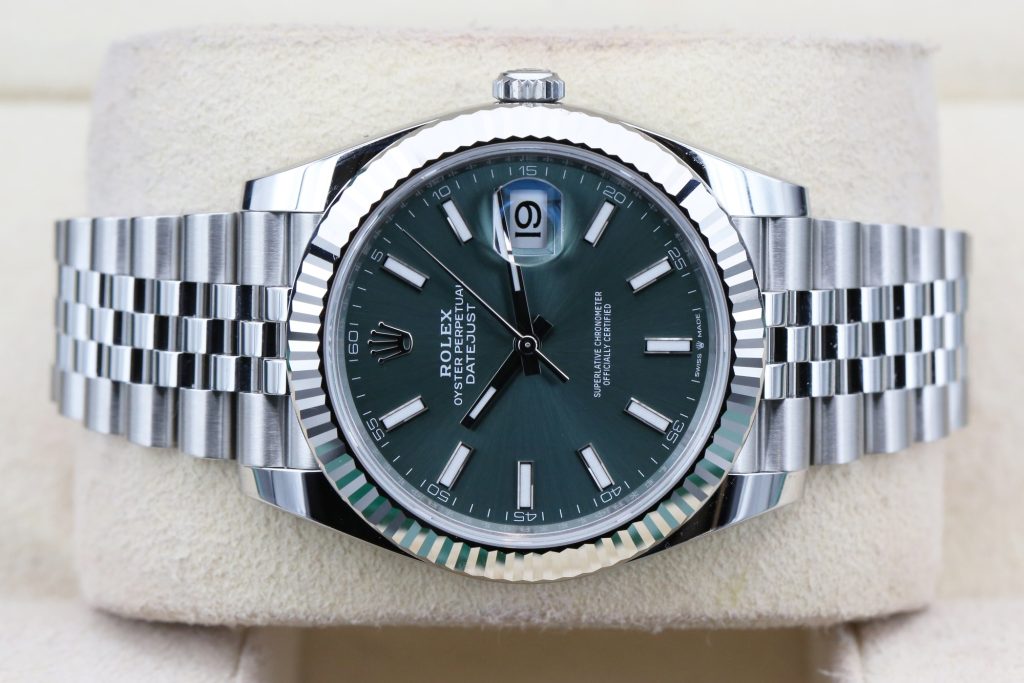 Rolex 126334 Green DATEJUST  41mm 2024