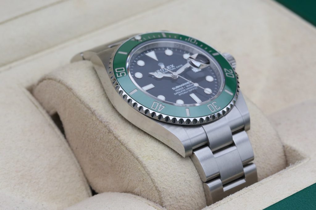 Rolex Submariner Black 126610LV 41mm 2021