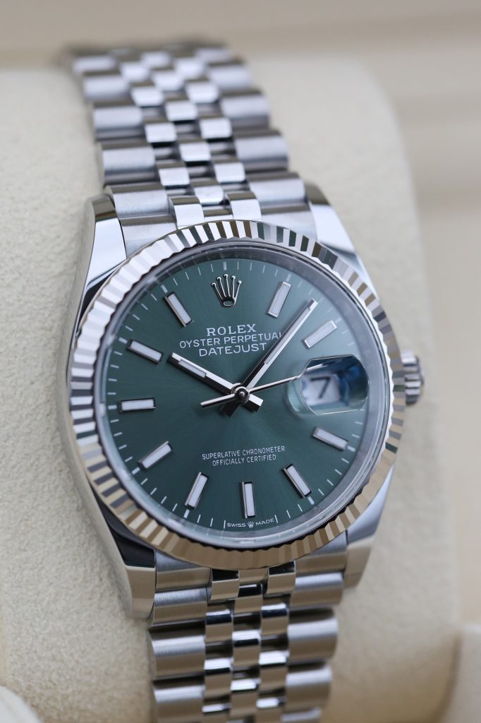 Rolex 126234 Mint Green DATEJUST  36mm 2024