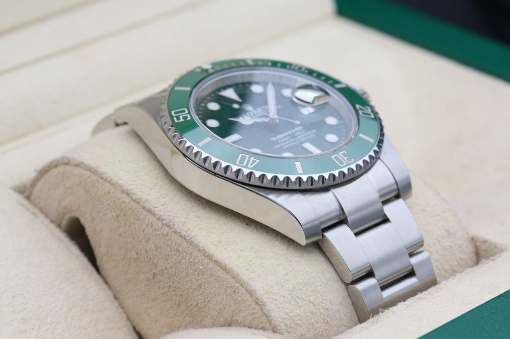 Rolex Submariner Green 116610LV 40mm 2017 Hulk