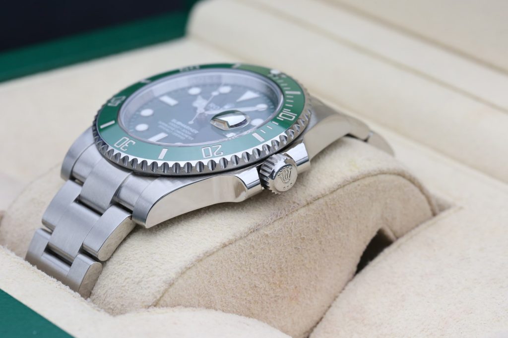 Rolex Submariner Green 116610LV 40mm 2017 Hulk