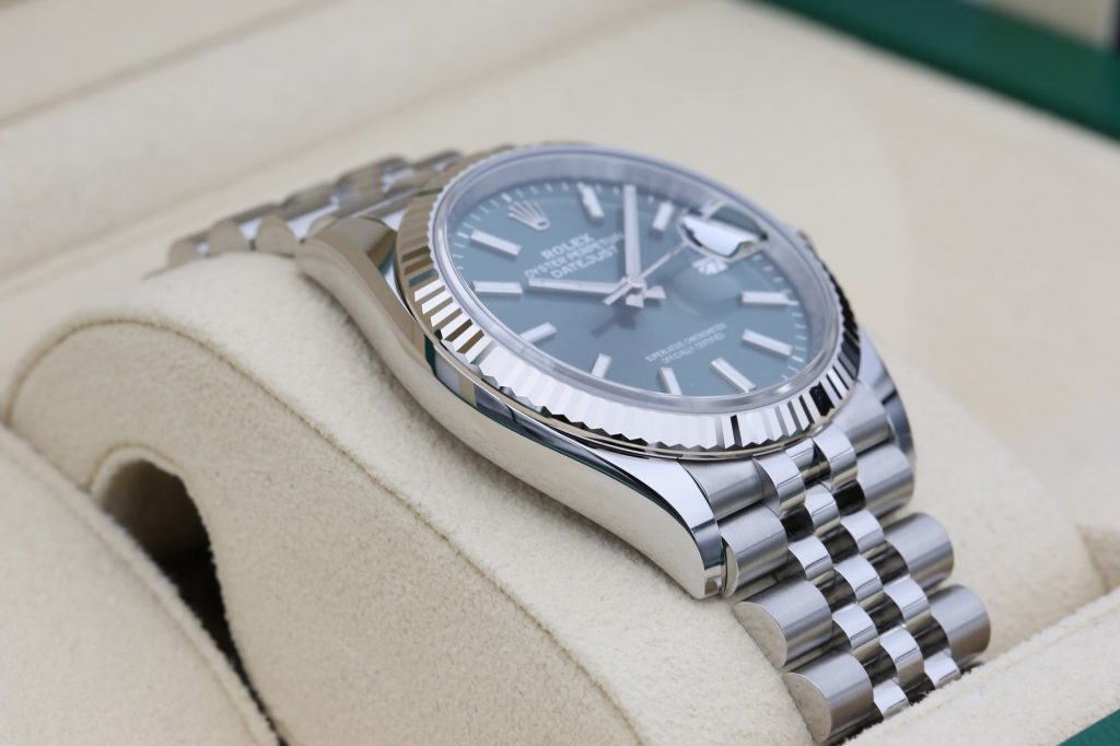 Rolex 126234 Mint Green DATEJUST  36mm 2024
