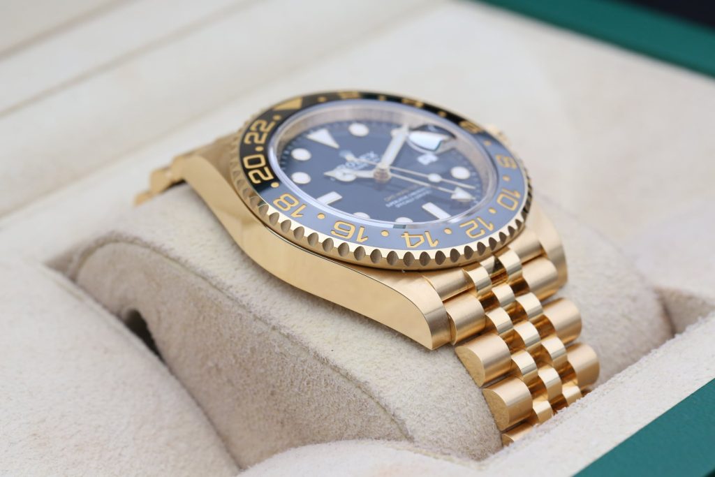 Rolex GMT-Master II Black 126718GRNR 40mm 2023