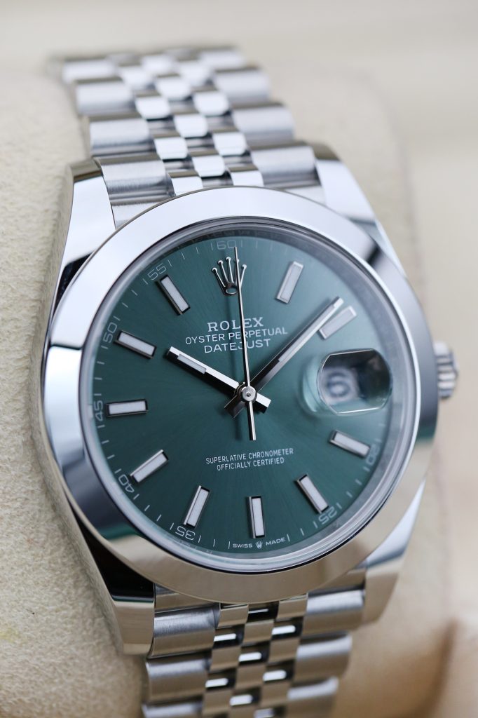 Rolex 126300 Mint Green DATEJUST 41mm 2024