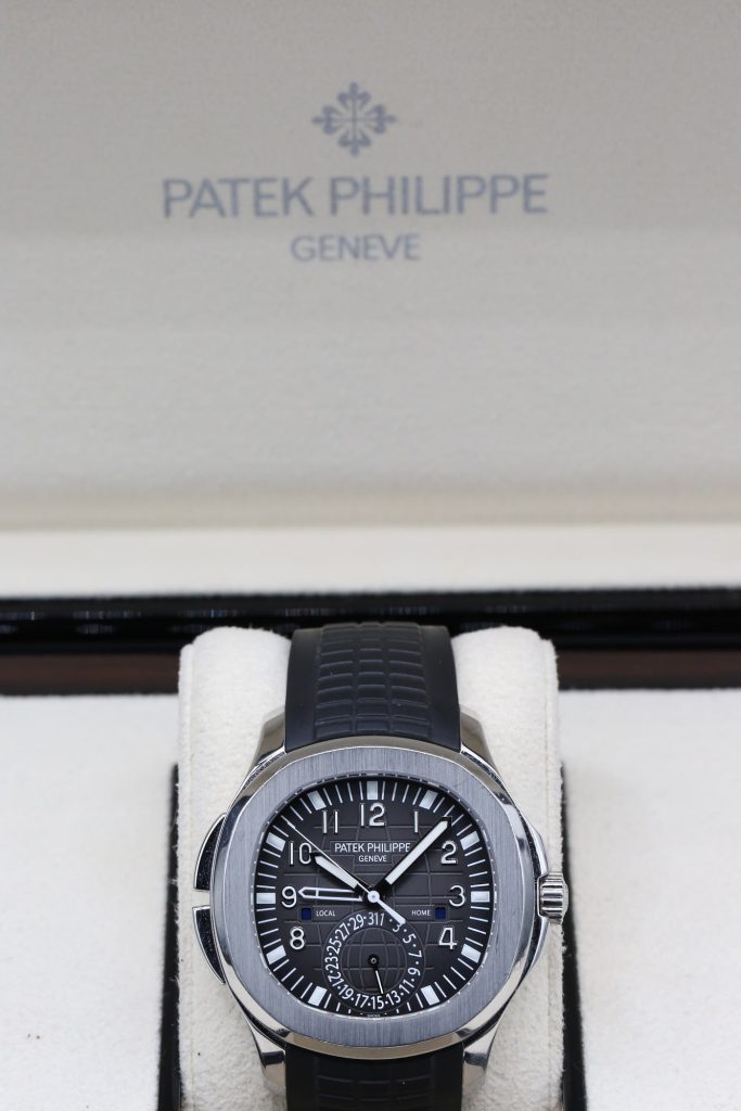 Patek Philippe 5164A-001 Black AQUANAUT 40.84mm 2013